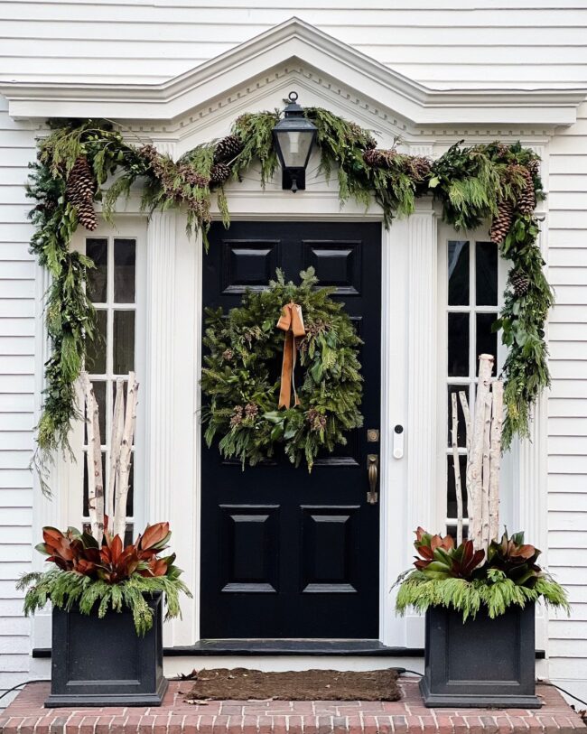 Lush Greenery for a Sophisticated Holiday Look