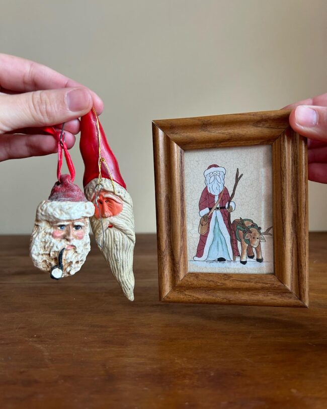 Santa Ornaments with a Touch of Vintage Elegance