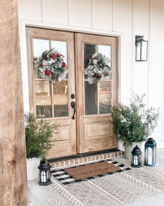 Farmhouse Holiday Vibes with Rustic Details