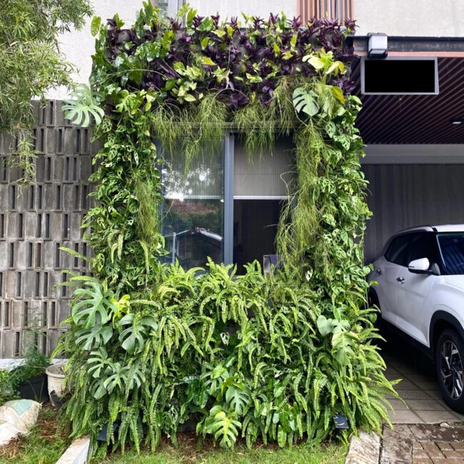 Outdoor Vertical Garden Frame