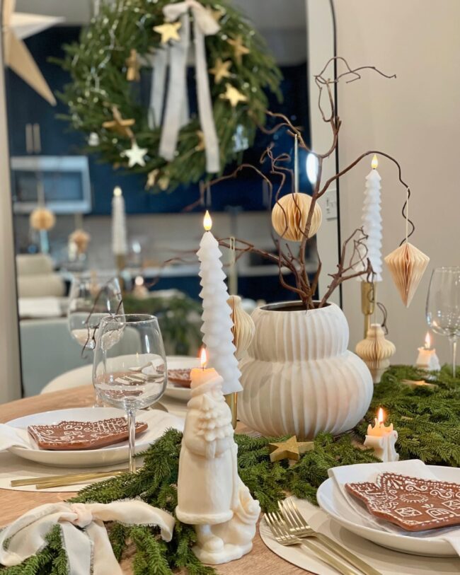 Scandinavian vs. Traditional Christmas Decor: What’s the Difference?